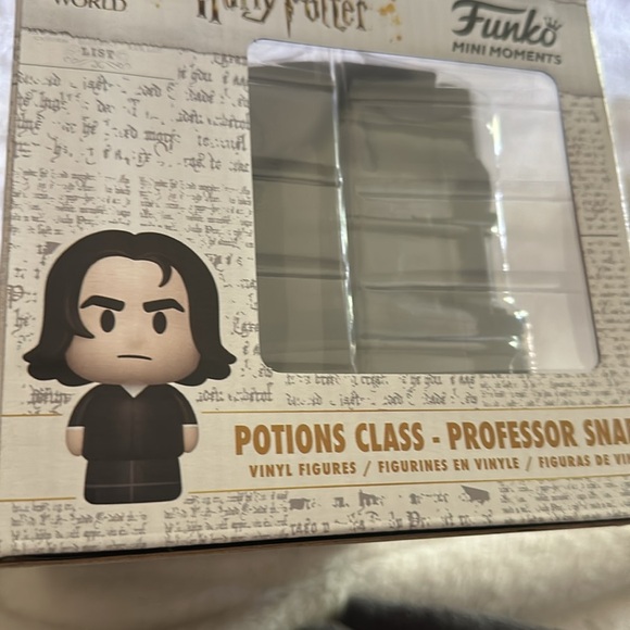 Funko Mini Moments Harry Potter Potions Class - Picture 3 of 3